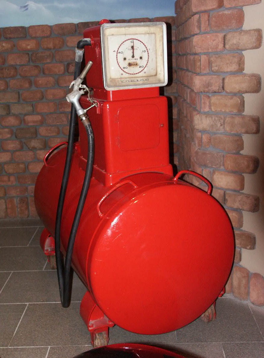 レトロ TOKICO 手動式 ガソリン給油機