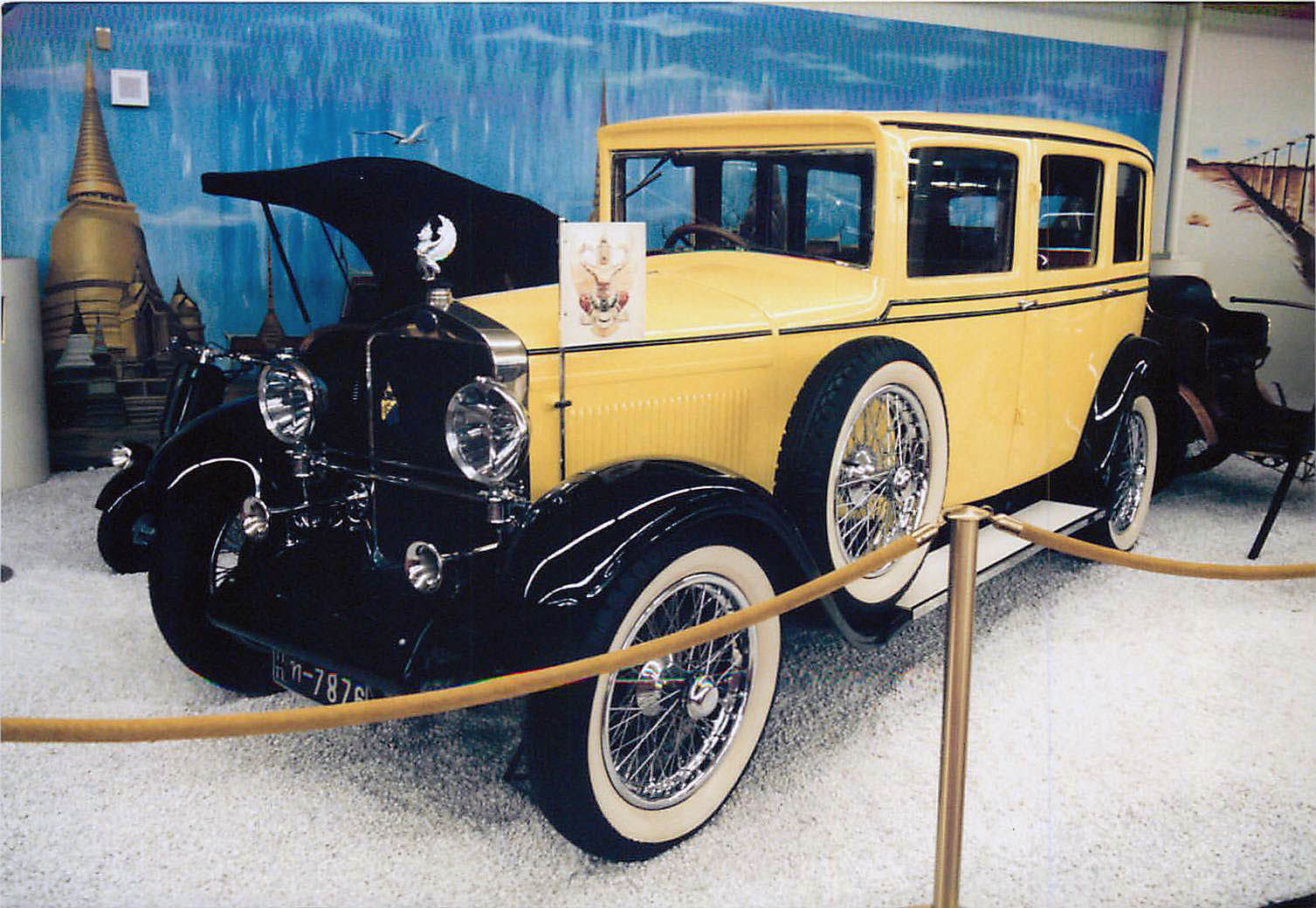 車屋四六】エルビス・プレスリーの愛車 -