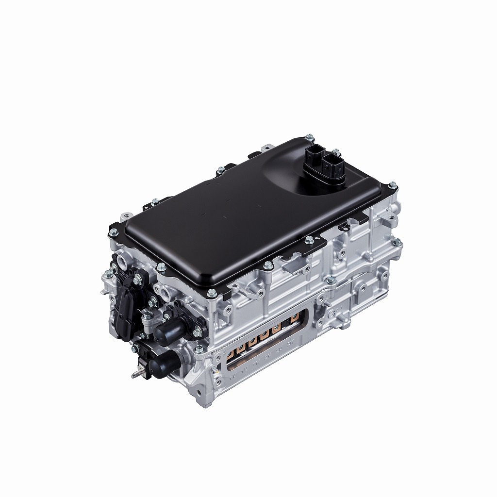 トヨタ、ハイブリッド車開発で培ったモーター・PCU・システム制御等車両電動化技術の特許実施権を無償で提供