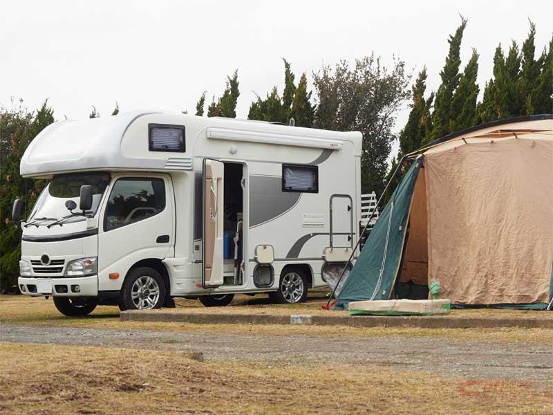 タイムズ24と日本rv協会 キャンピングカーの駐車拠点の拡大を目的として業務提携
