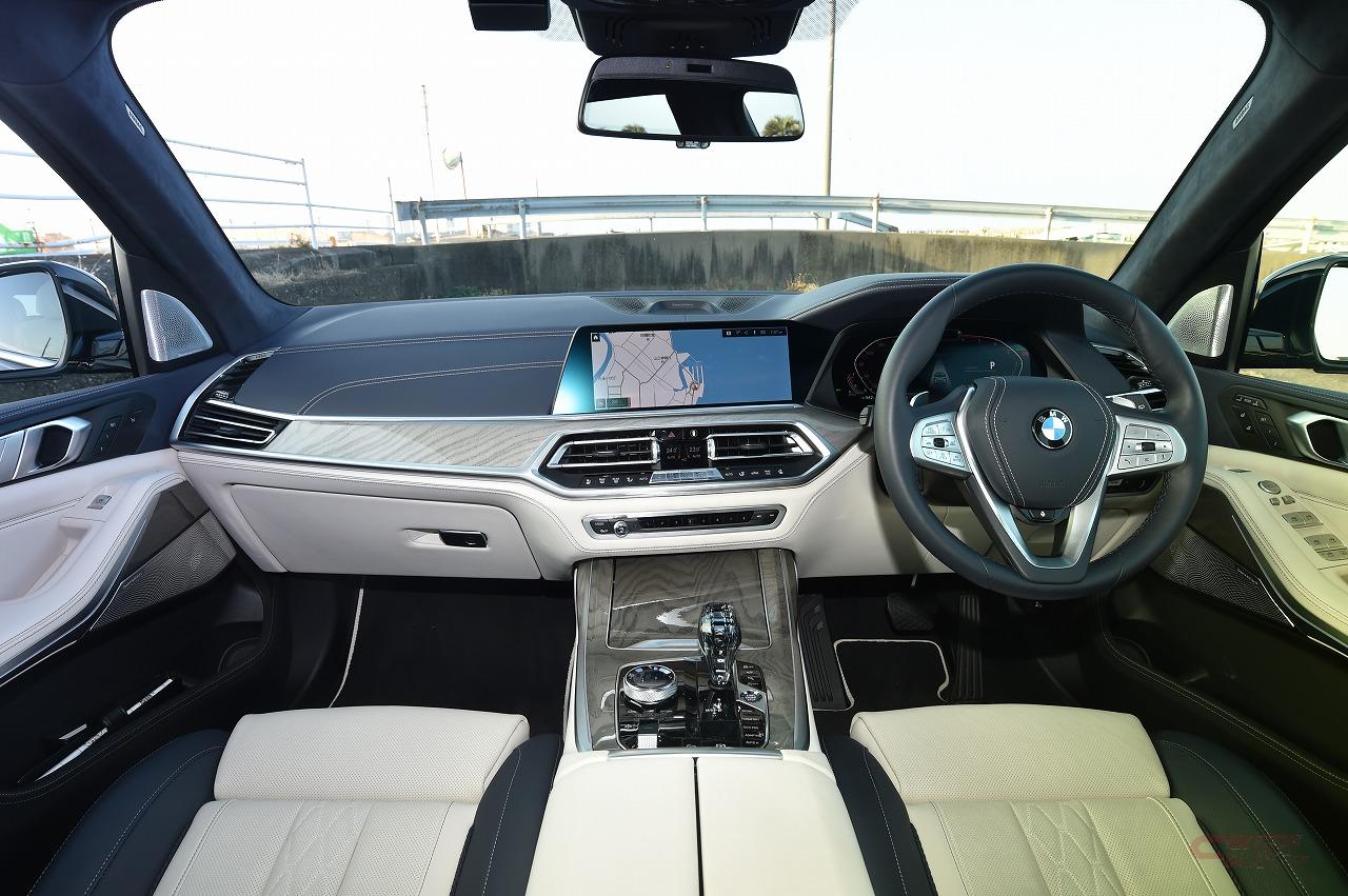 ワンダー速報】“BMWの動く城” X7試乗！内装は豪華絢爛！走りはBMW 