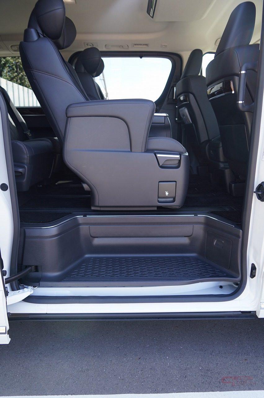 ワンダー速報 ヴェルファイアオーナーが語るグランエースの良い点 悪い点 試乗インプレッション