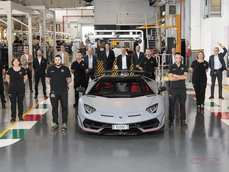 アウトモビリ ランボルギーニ アヴェンタドール の生産台数10 000台達成