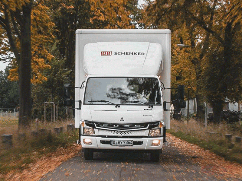 三菱ふそう 電気小型トラック Ecanter 36台を大手国際物流業者のdbシェンカーへ納車 三菱ふそう 電気小型トラック Ecanter 36台を大手国際物流業者のdbシェンカーへ納車