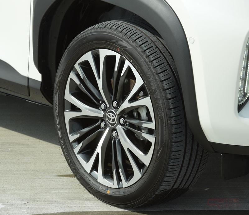 新型ヴェゼルのタイヤは コンパクトsuvの新車装着タイヤ比較 新型ヴェゼルのタイヤは コンパクトsuvの新車装着タイヤ比較