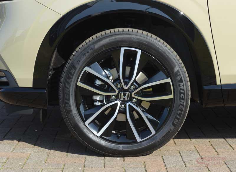 新型ヴェゼルのタイヤは コンパクトsuvの新車装着タイヤ比較 新型ヴェゼルのタイヤは コンパクトsuvの新車装着タイヤ比較