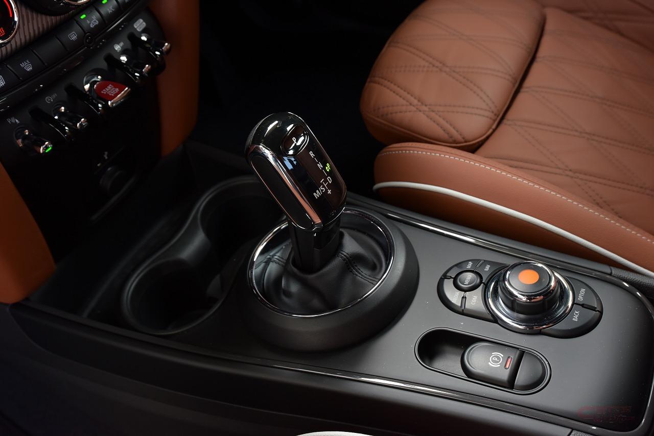 ワンダー速報 アバタもエクボ ミニ クロスオーバー試乗 唯一無二のカワカッコイイ外装 内装でネガを許容できるか