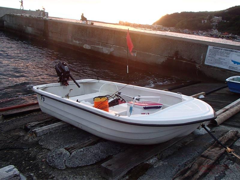 気軽にボートフィッシング アジから青物まで多彩に狙える 網代和田木港 静岡県