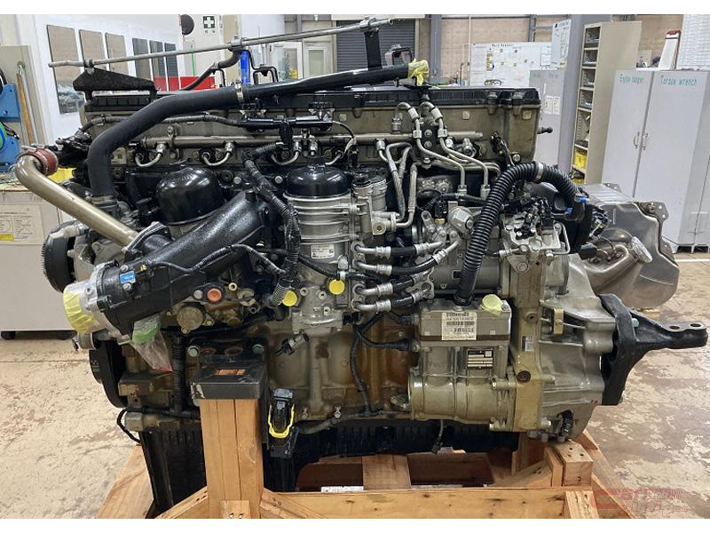 三菱ふそう 市原高等技術専門校に大型トラック用エンジンを寄贈 三菱ふそう 市原高等技術専門校に大型トラック用エンジンを寄贈