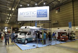 東京キャンピングカーショー2022のM.Y.Sミスティックブース