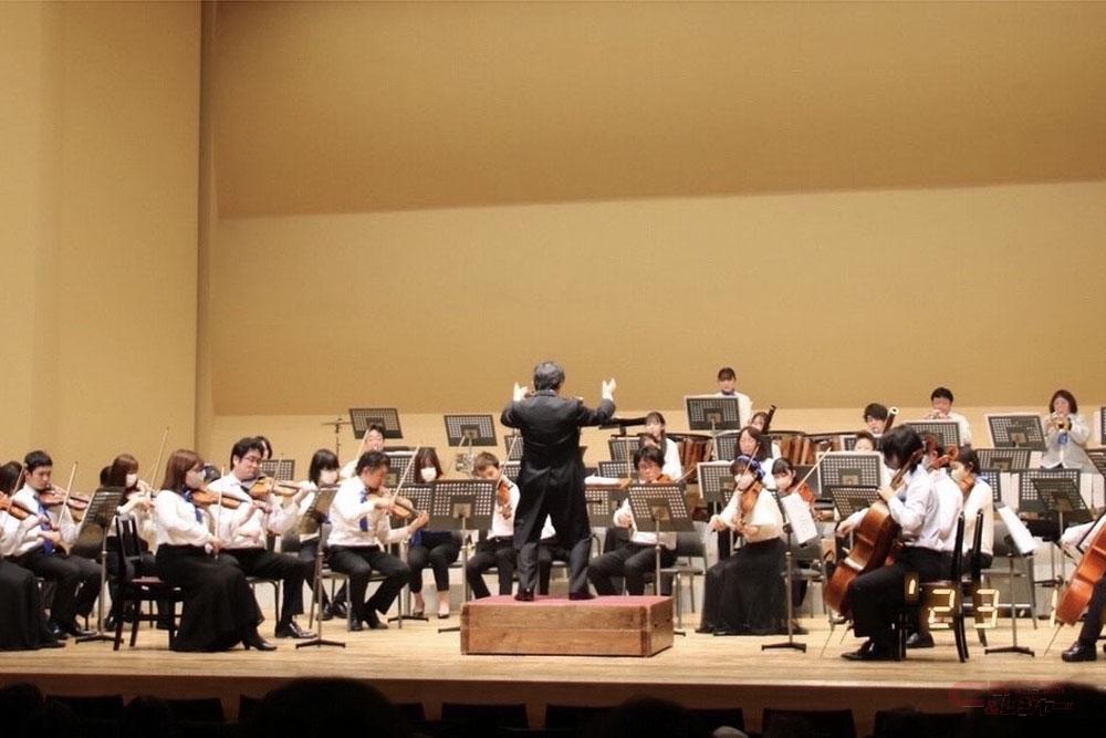 西東京ジュニア・ユースオーケストラの演奏風景